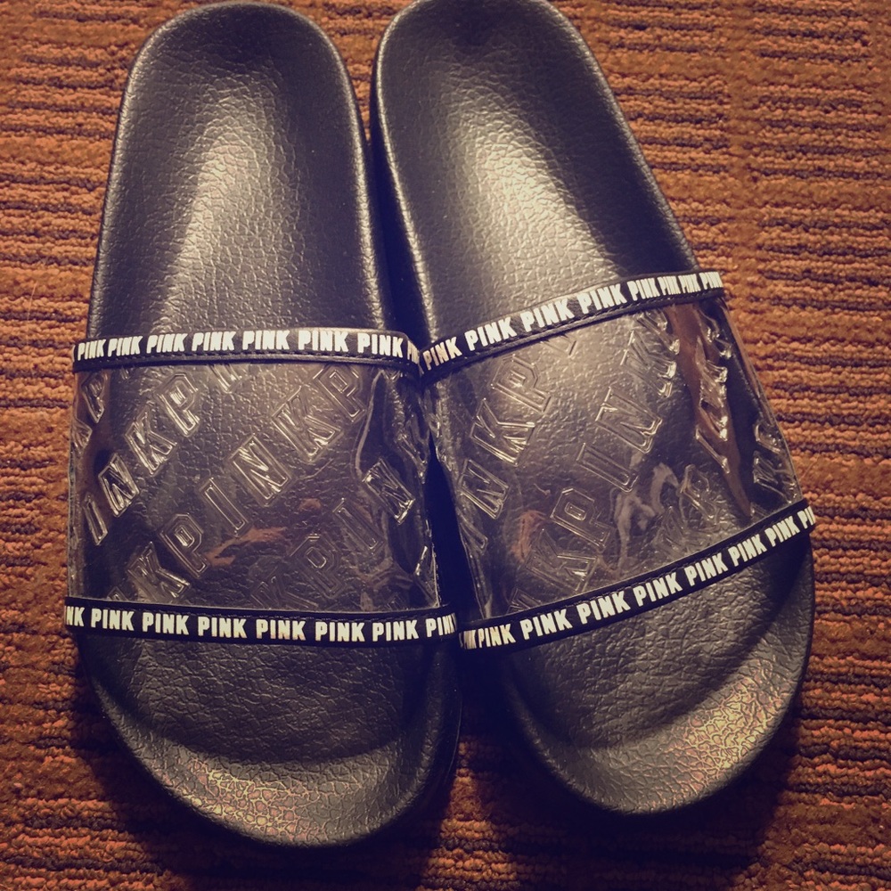 ❤️VS Pink slide sandals❤️